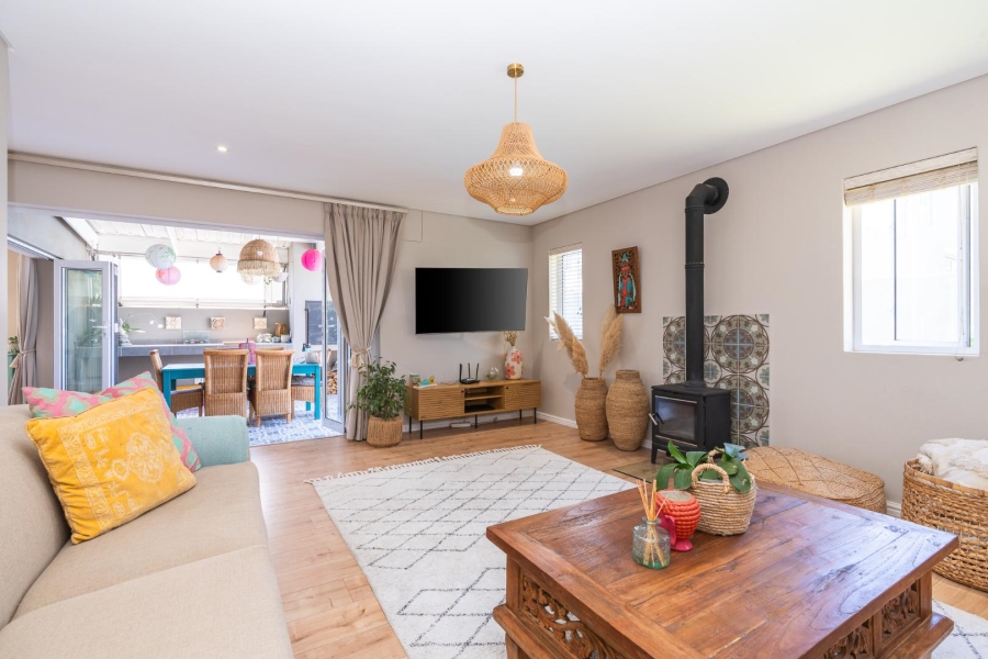 3 Bedroom Property for Sale in Somerset Lakes Western Cape